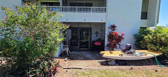 2117 LAKEWOOD CLUB DRIVE S 7A, St Petersburg, FL 33712