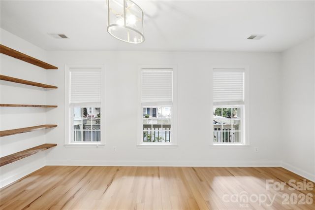 1915 Lela Avenue, Charlotte, NC 28208