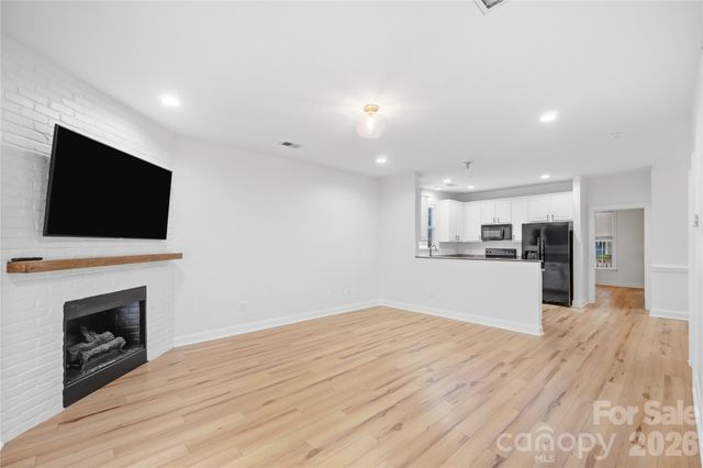 1915 Lela Avenue, Charlotte, NC 28208