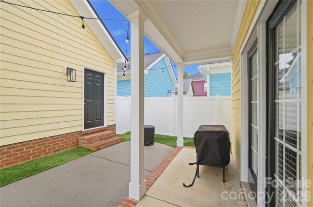 1915 Lela Avenue, Charlotte, NC 28208