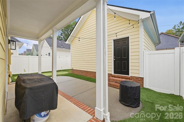 1915 Lela Avenue, Charlotte, NC 28208