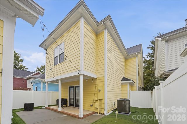 1915 Lela Avenue, Charlotte, NC 28208