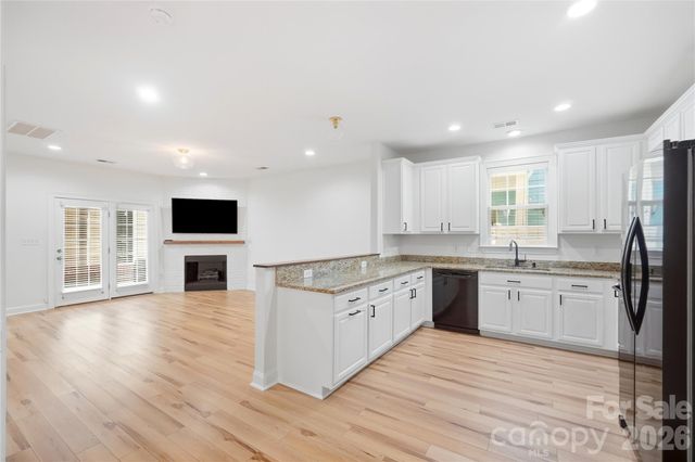 1915 Lela Avenue, Charlotte, NC 28208