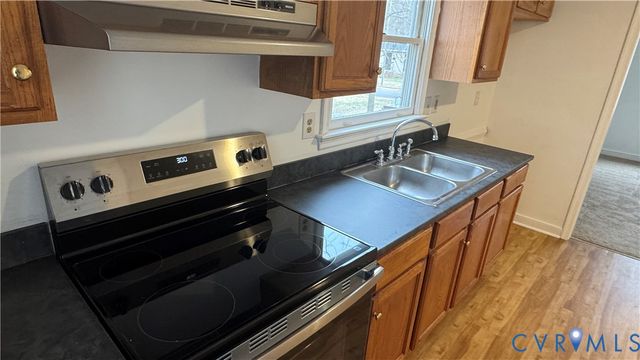 118 N Cedar Ave, Highland Springs, VA 23075