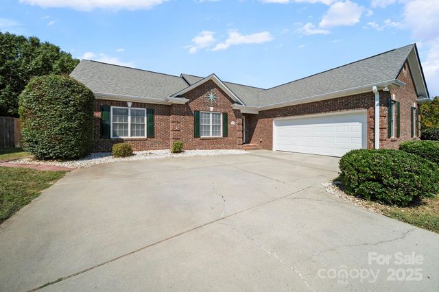 209 Lagoda Drive, Locust, NC 28097