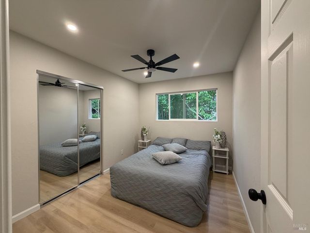 16344 5th St, Guerneville, CA 95446