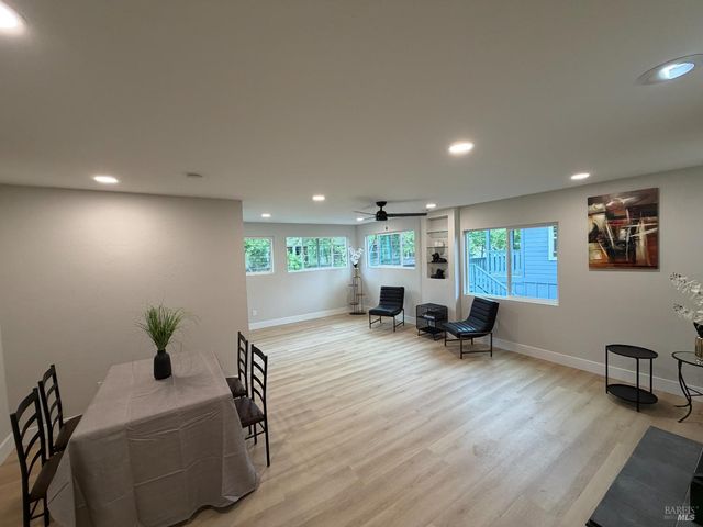 16344 5th St, Guerneville, CA 95446