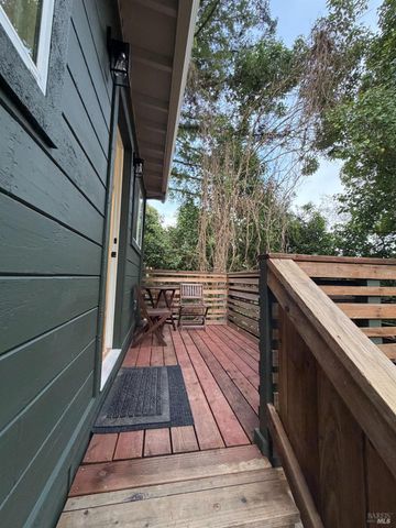 16344 5th St, Guerneville, CA 95446
