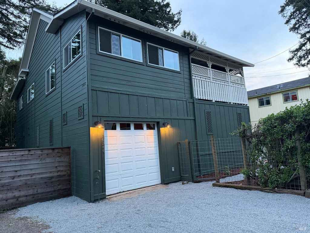 16344 5th St, Guerneville, CA 95446