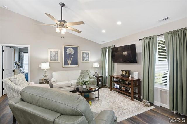 1545 Hickory Landing, De Soto, MO 63020