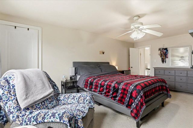 7315 10th AVENUE, Kenosha, WI 53143