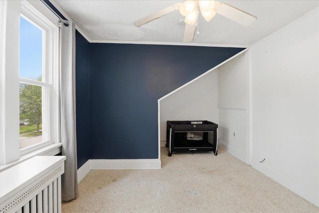 7315 10th AVENUE, Kenosha, WI 53143
