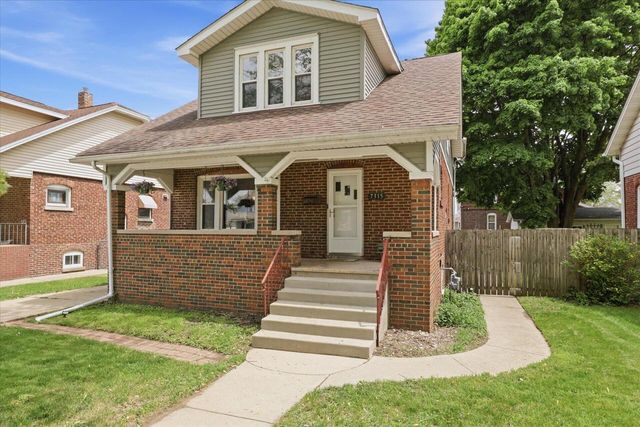 7315 10th AVENUE, Kenosha, WI 53143