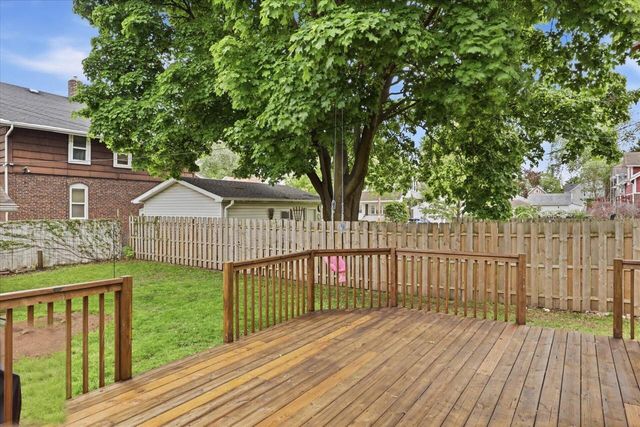 7315 10th AVENUE, Kenosha, WI 53143