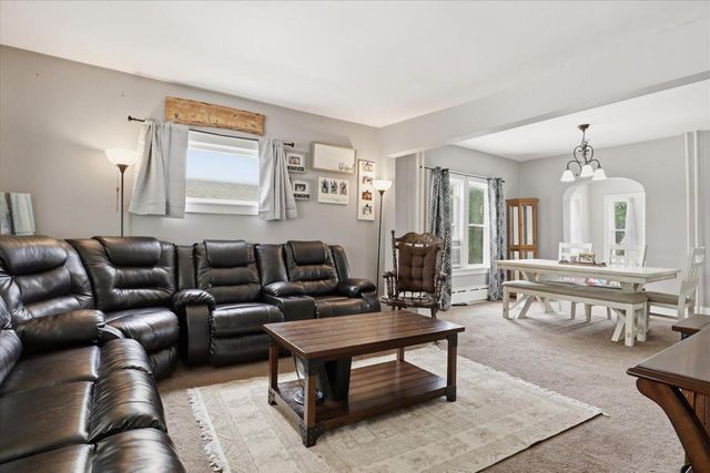 7315 10th AVENUE, Kenosha, WI 53143