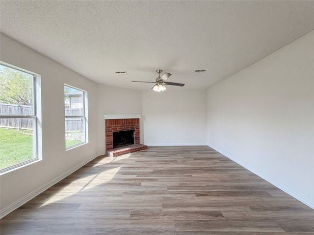 2501 Avalon Creek Way, Mckinney, TX 75071