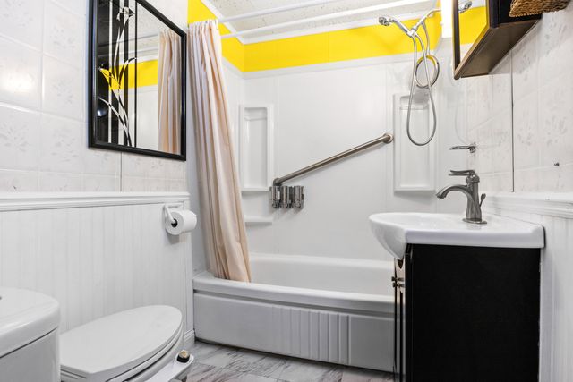 1510 SILVER Lane, Carter Lake, IA 51510