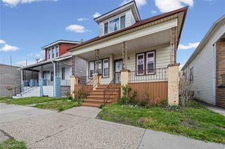 12140 Mitchell Street, Hamtramck, MI 48212