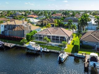 28 Madagascar CT, Marco Island, FL 34145