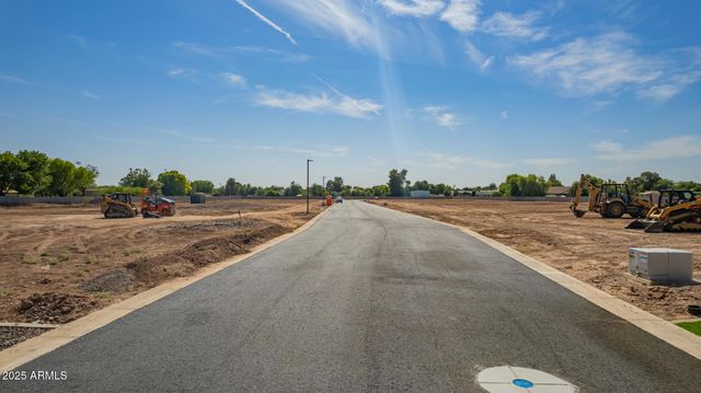 737 E LOMA VISTA Court 12, Gilbert, AZ 85295