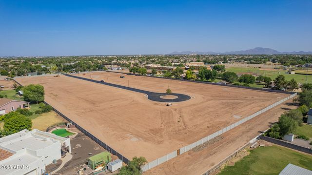 737 E LOMA VISTA Court 12, Gilbert, AZ 85295