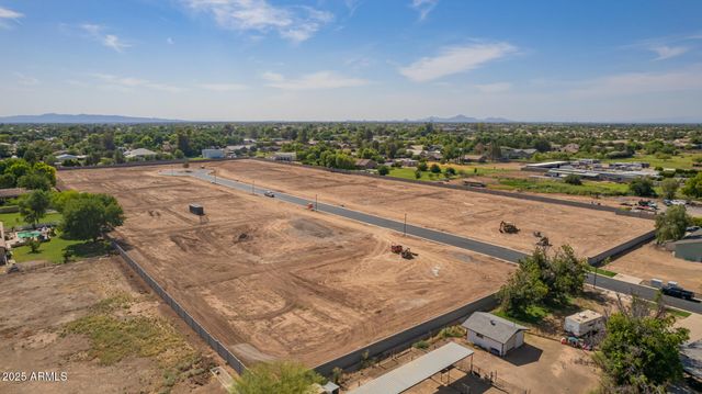 737 E LOMA VISTA Court 12, Gilbert, AZ 85295