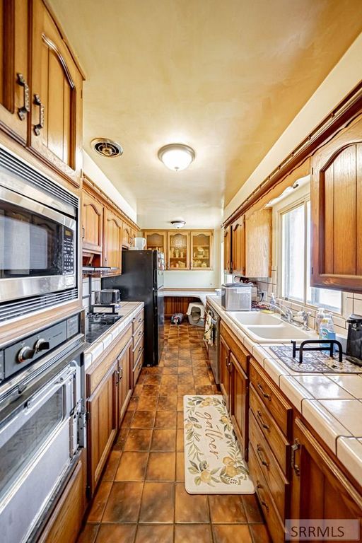 Image 12 of property listing at 265 Lincoln Drive, Idaho Falls, ID 83401