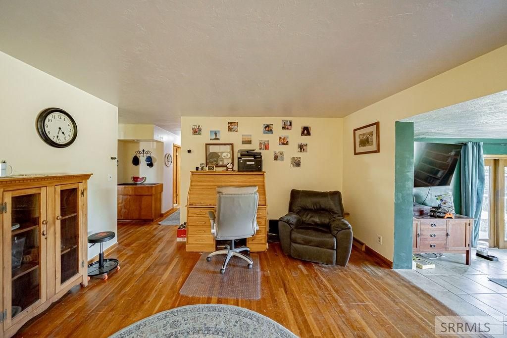 Image 8 of property listing at 265 Lincoln Drive, Idaho Falls, ID 83401