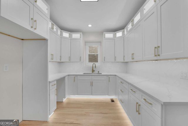 3 Highland Park Lane NE, Atlanta, GA 30306