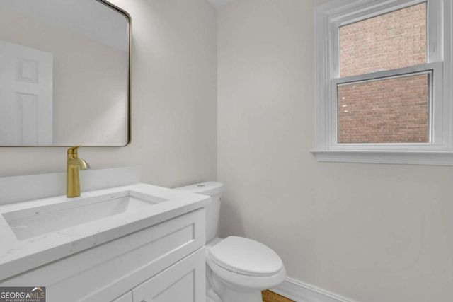 3 Highland Park Lane NE, Atlanta, GA 30306