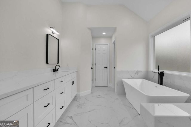 3 Highland Park Lane NE, Atlanta, GA 30306