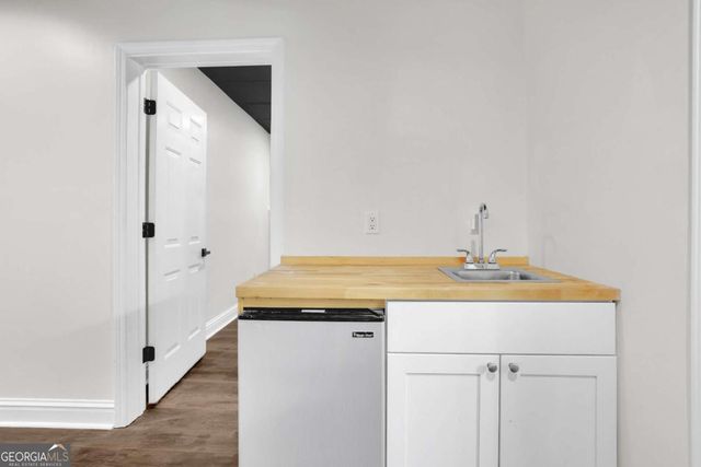 3 Highland Park Lane NE, Atlanta, GA 30306