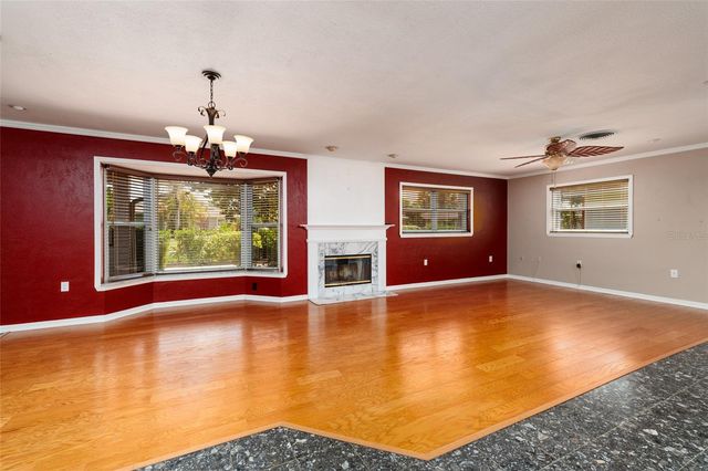 6782 14TH AVENUE N, St Petersburg, FL 33710