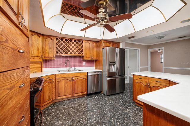 6782 14TH AVENUE N, St Petersburg, FL 33710