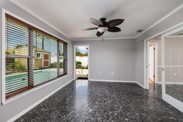 6782 14TH AVENUE N, St Petersburg, FL 33710