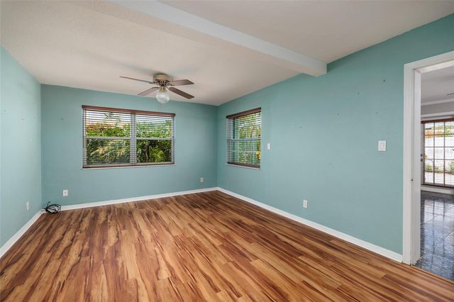 6782 14TH AVENUE N, St Petersburg, FL 33710