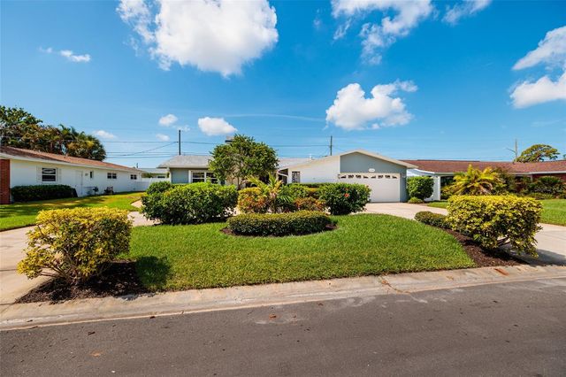 6782 14TH AVENUE N, St Petersburg, FL 33710