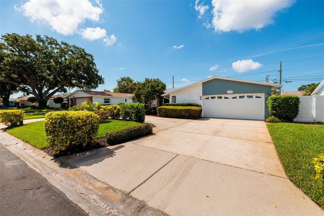 6782 14TH AVENUE N, St Petersburg, FL 33710