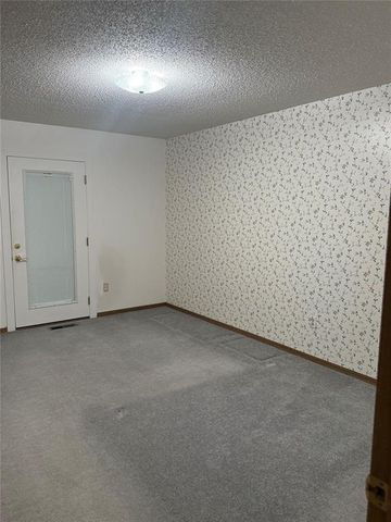 1746 W David Drive, Mustang, OK 73064