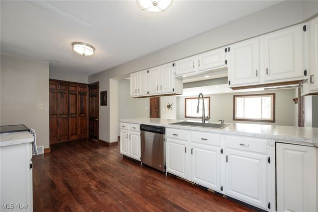 349 E Mennonite Road, Aurora, OH 44202