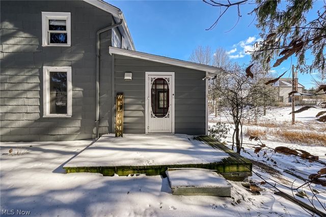 349 E Mennonite Road, Aurora, OH 44202