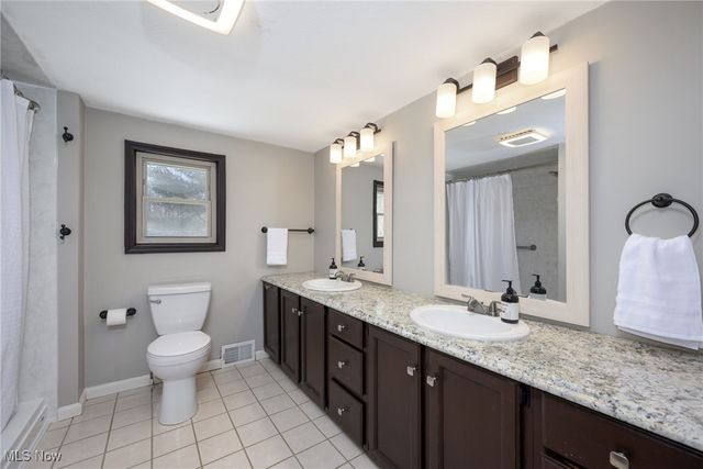 349 E Mennonite Road, Aurora, OH 44202