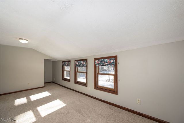 349 E Mennonite Road, Aurora, OH 44202