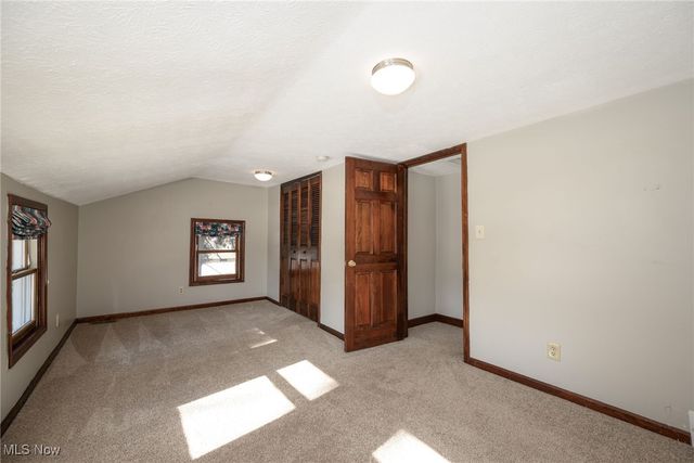 349 E Mennonite Road, Aurora, OH 44202