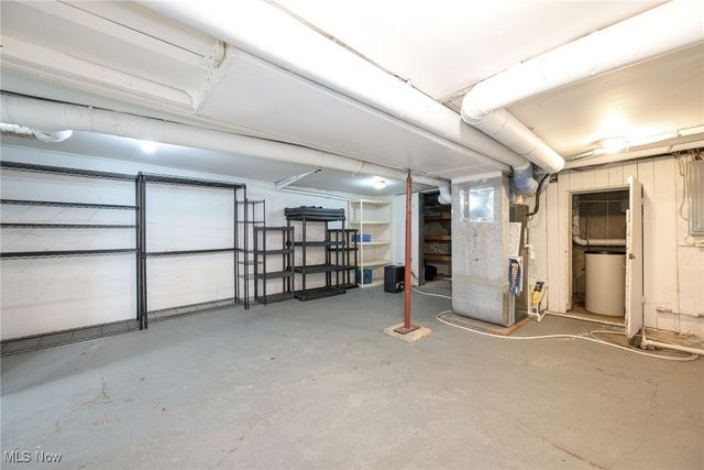 349 E Mennonite Road, Aurora, OH 44202