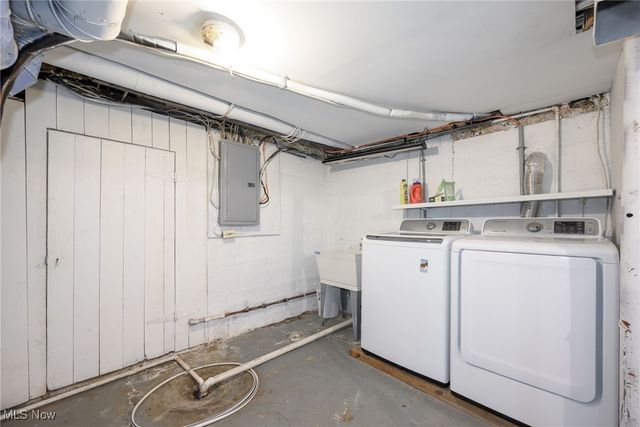 349 E Mennonite Road, Aurora, OH 44202