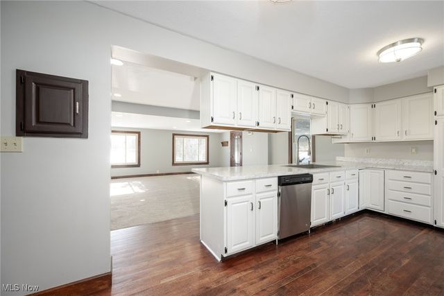 349 E Mennonite Road, Aurora, OH 44202