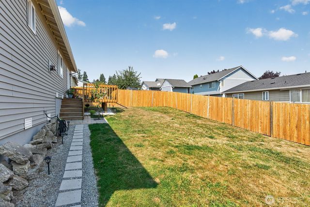 27215 Manor Place NW, Stanwood, WA 98292