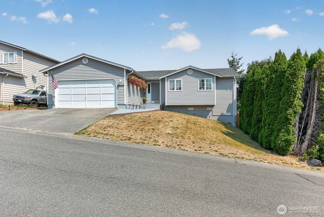 27215 Manor Place NW, Stanwood, WA 98292