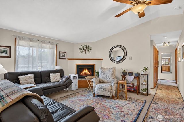 27215 Manor Place NW, Stanwood, WA 98292